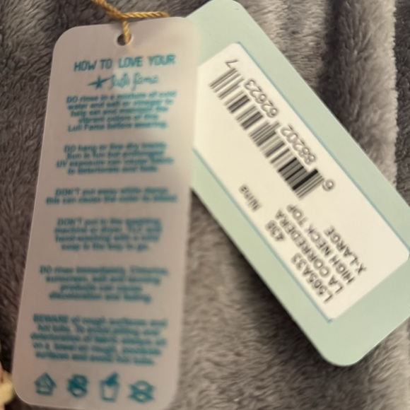 Luli Fama 💘Brand new w tags ! 👙 - Picture 6 of 9